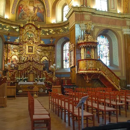 St. Maria 招待所